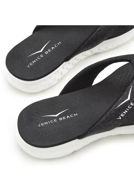 Online Badezehentrenner Sandalen & Sandaletten
