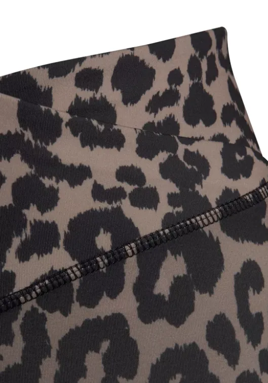 New LASCANA ACTIVE Caprileggings Nougat