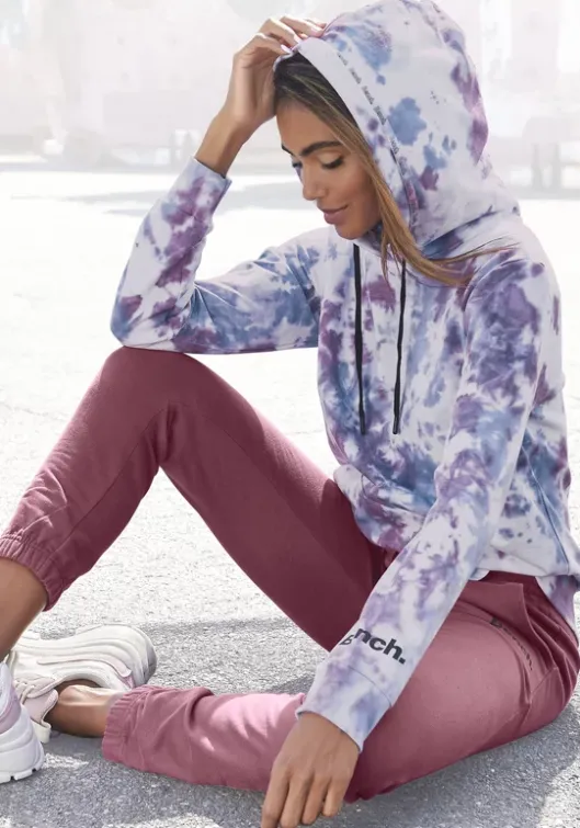 Outlet Bench. Hoodie Gebatikt-Beere