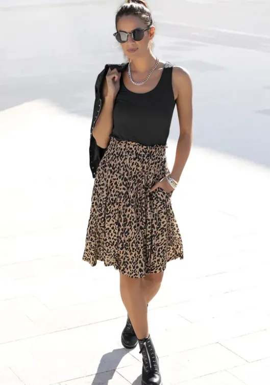 Online Buffalo Jerseykleid Schwarz-Leo-Bedruckt