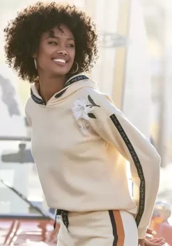 New Bench. Kapuzensweatshirt Creme