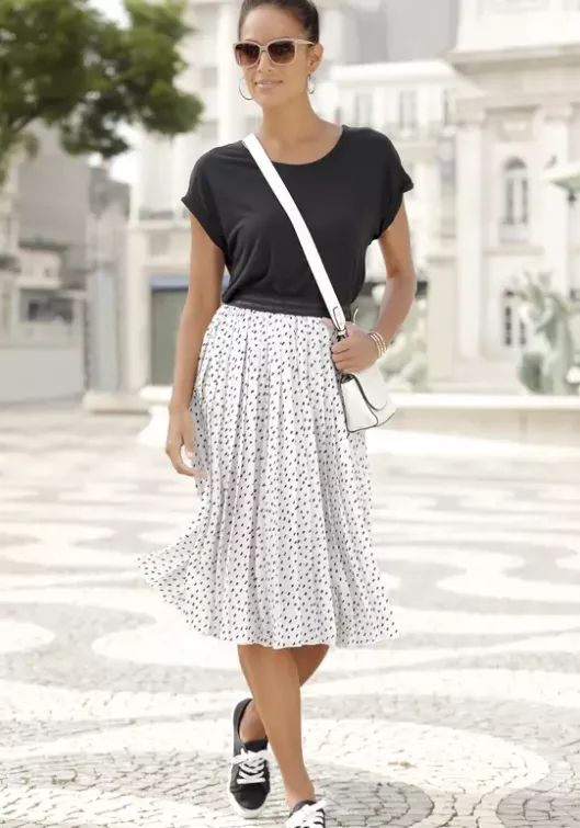Best LASCANA Kurzarmshirt Schwarz