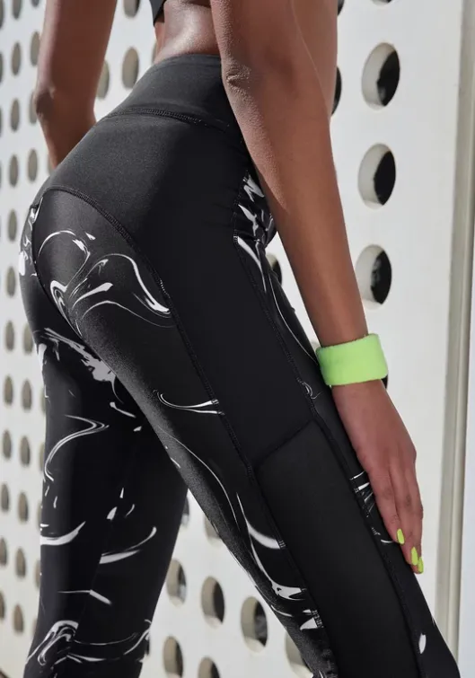Outlet LASCANA ACTIVE Leggings"Black Marble" Schwarz-Marmoriert-Weis
