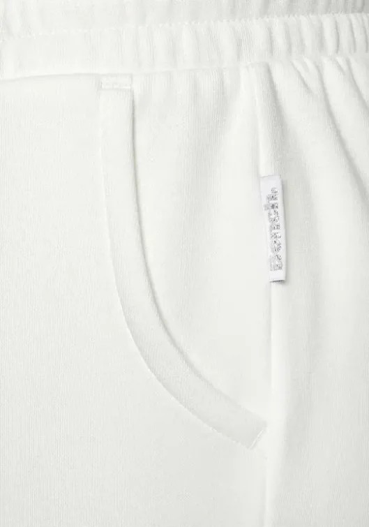 Clearance Bench. Loungehose Cream-Weis