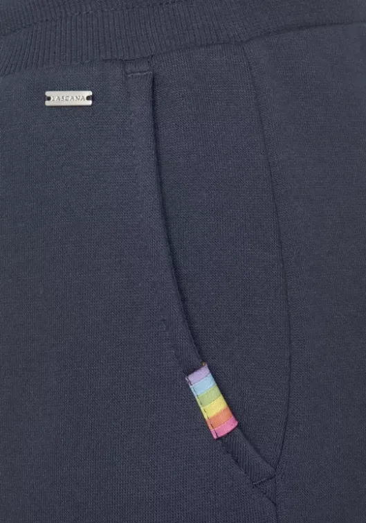 Discount Relaxshorts"Pride" Nachhaltige Homewear
