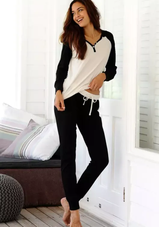 Outlet Schlafanzug Pyjamas