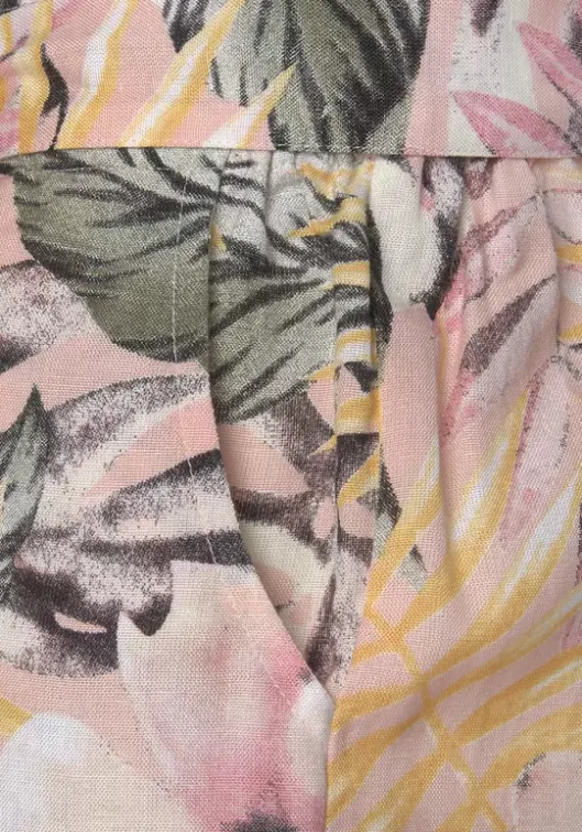 New LASCANA Shorts Apricot-Bedruckt