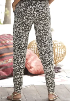 s.Oliver Strandhose Schwarz-Creme-Bedruckt