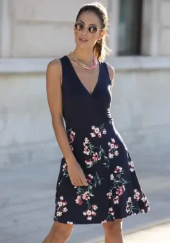Clearance Beachtime Strandkleid Marine-Geblumt-Bedruckt