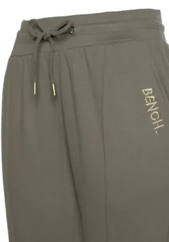 Discount Bench. Sweathose Khaki