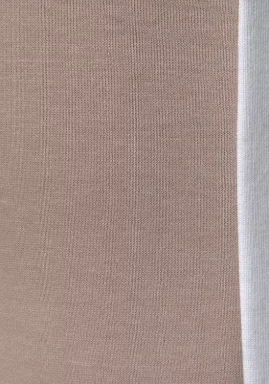 Clearance Bench. Sweathose Nude-Weis