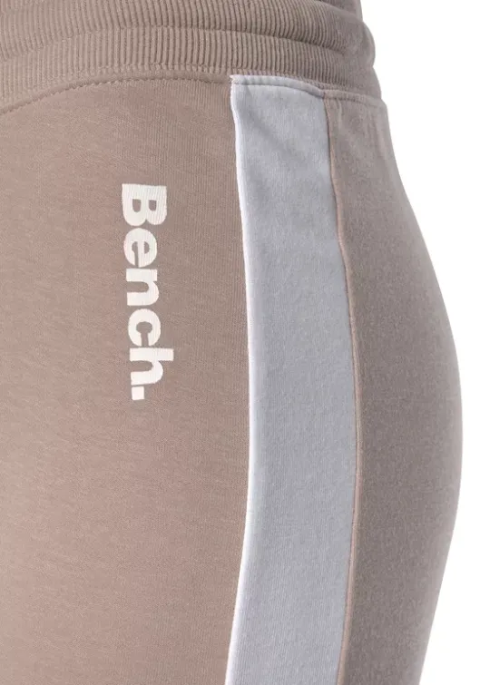 Clearance Bench. Sweathose Nude-Weis