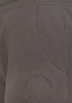 Online Bench. Sweatshorts